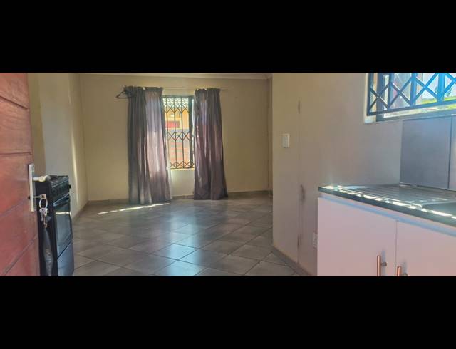 3 BEDROOM HOUSE FOR SALE IN WILFORDON